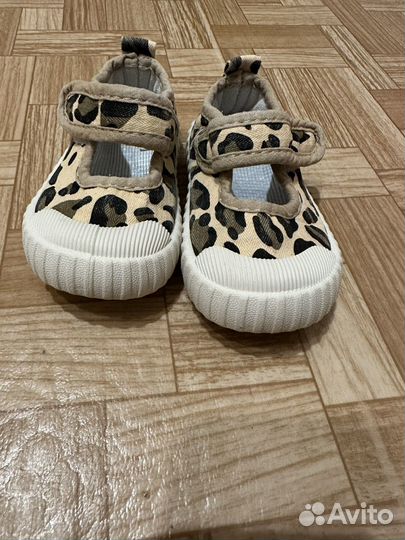 Сандали для девочки