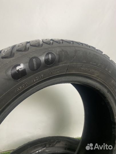 Goodyear Ultragrip Ice Arctic 185/65 R15