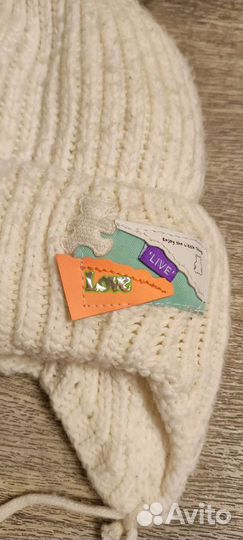 Шапка белая, теплая,осень -зима, 4-7 лет