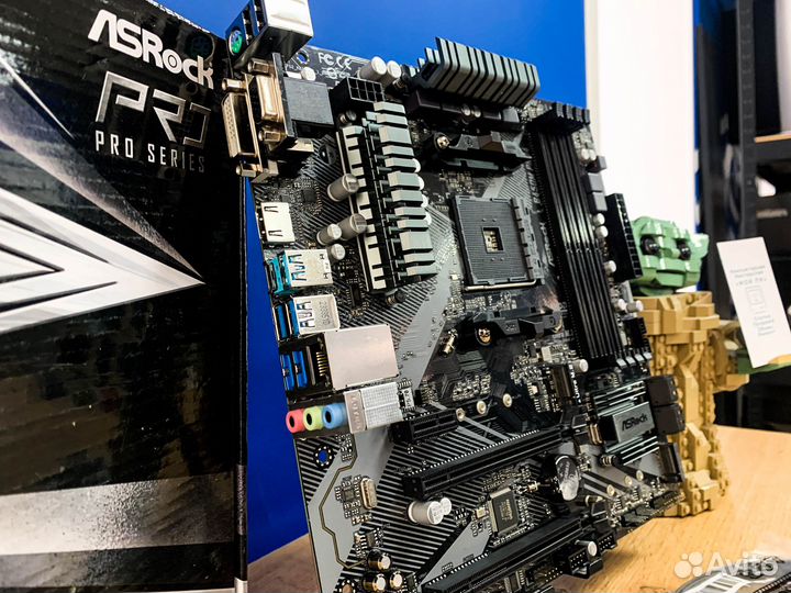 Новая материнская плата ASRock B450M Pro4 R2.0