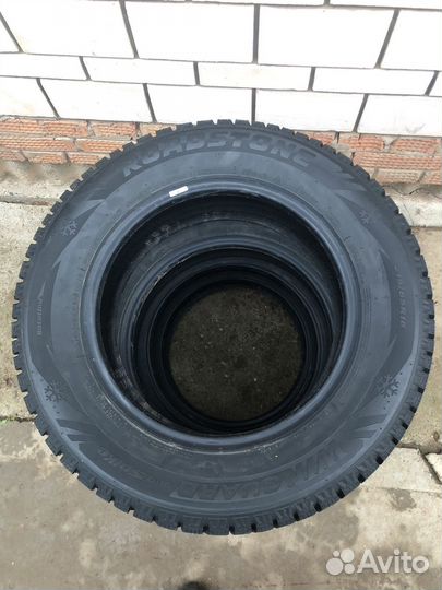 Roadstone Winguard 215/65 R16