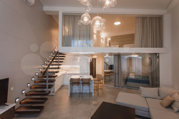 3-к. квартира, 90 м², 2/10 эт.