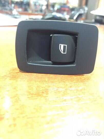 Выключатель cтеклоподъемника BMW