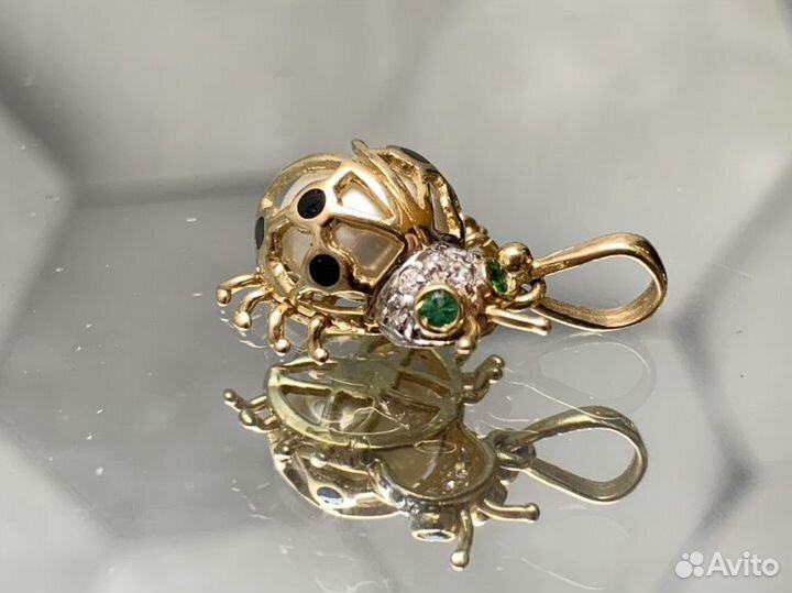 Золотая подвеска 585 пробы массой 3.04 грамма