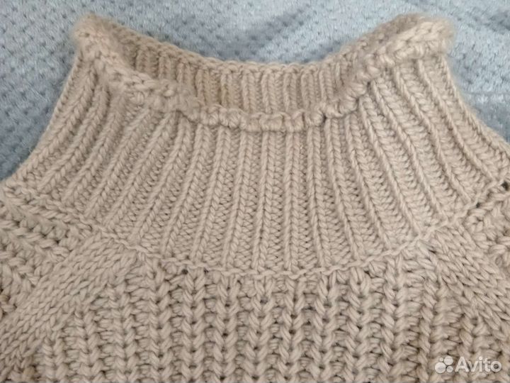Свитер