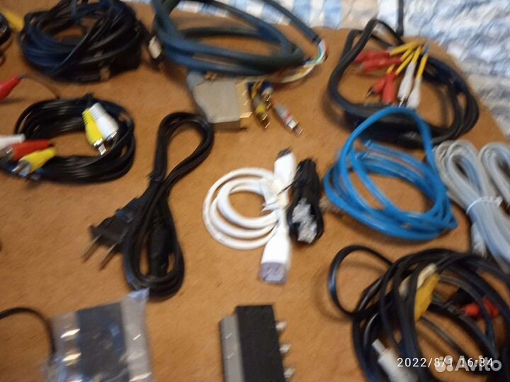Кабели для аудио, видео, блоки питания, переходник