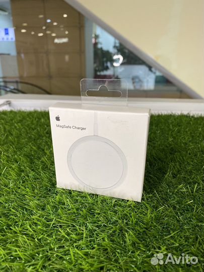 Беспроводная зарядка Mag Safe для iPhone оригинал