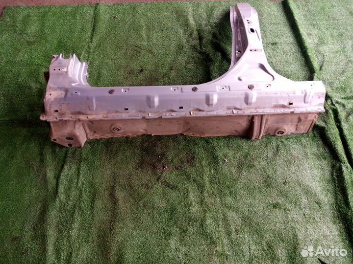 Порог левый Mitsubishi Outlander Xl CW4W 4B11