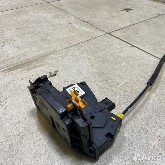 Замок двери передней правой Ravon R4