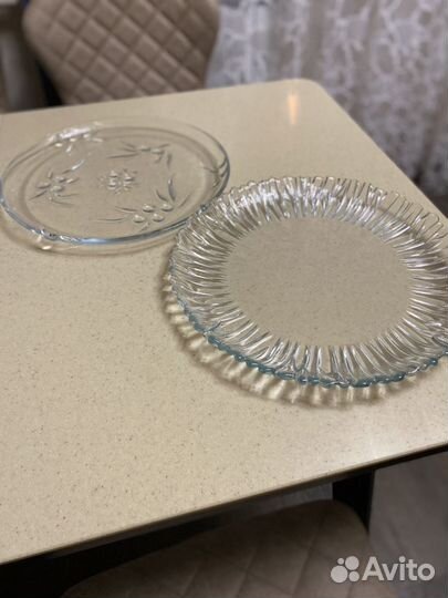 Набор столовой посуды новой