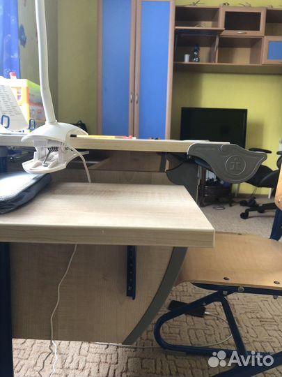 Детский стол и стул для школьника