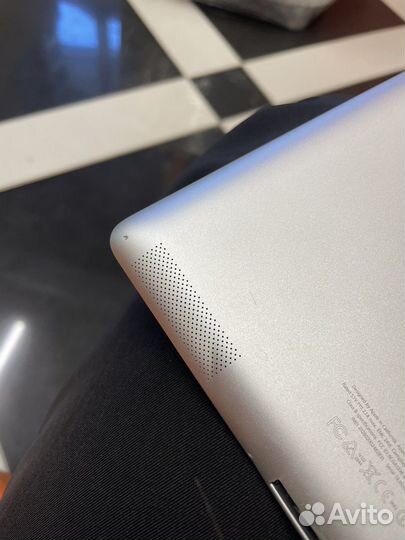 Apple iPad 2 (A1396)