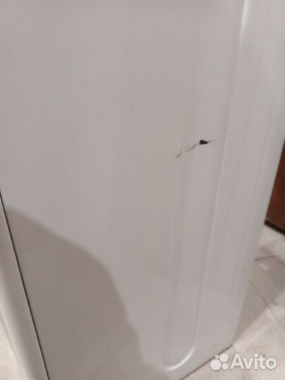 Корпус от тонкой стиральной машины Indesit wiun102