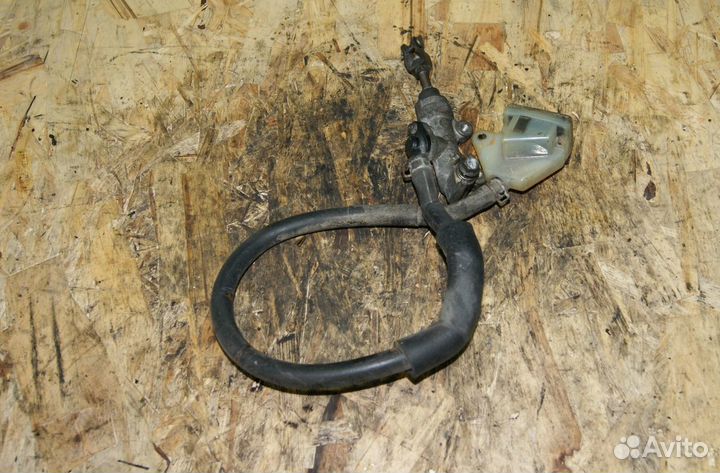 Цилиндр тормозной задний Suzuki SV400