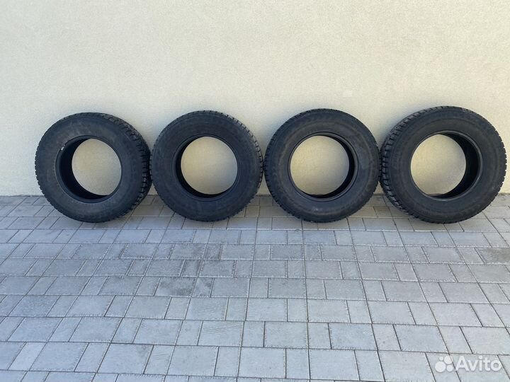 Nokian Tyres Hakkapeliitta 7 SUV 235/70 R16