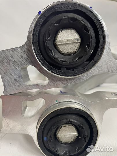 Рычаги volvo XC90/XC60/V60-90 32381879 32381880