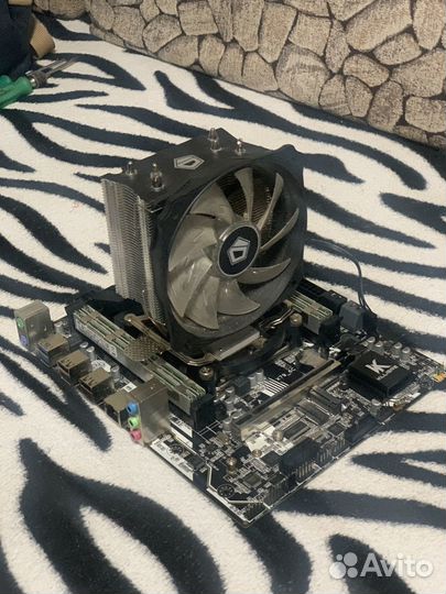 Материнская плата с процессором и памятью + SSD