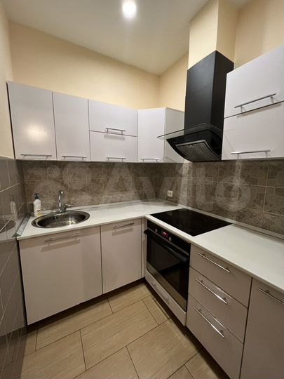 2-к. квартира, 55 м², 12/14 эт.