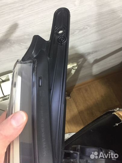 Фара оригинальная правая на Kia Rio 3 2011-2015