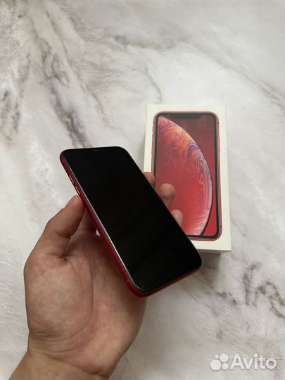 Телефон iPhone Xr 64Gb