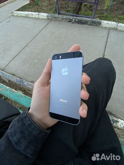iPhone 5S, 32 ГБ
