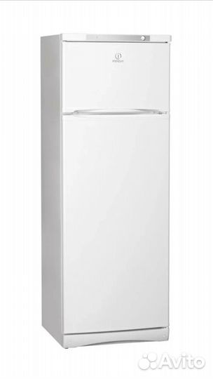 Холодильник Indesit ST167.028