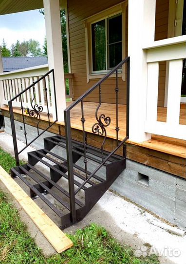 Лестницы г-образные