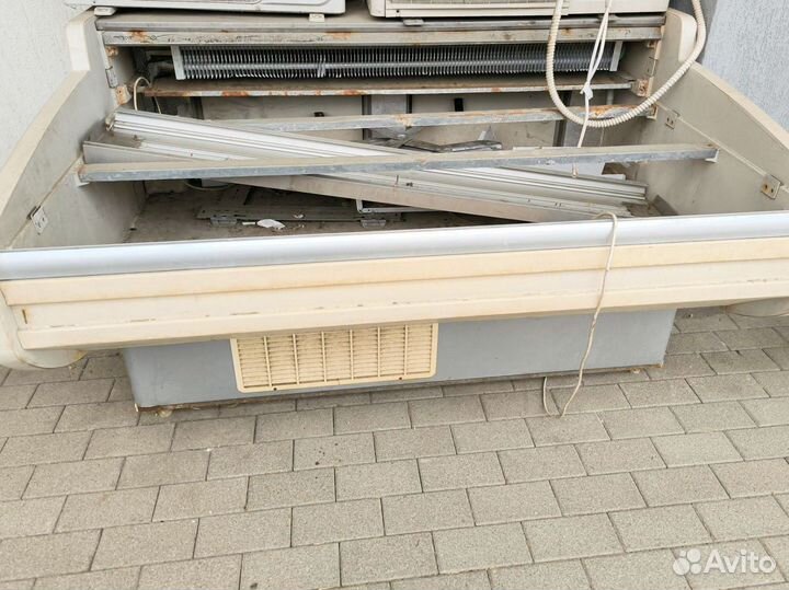 Холодильник витринный на запчасти