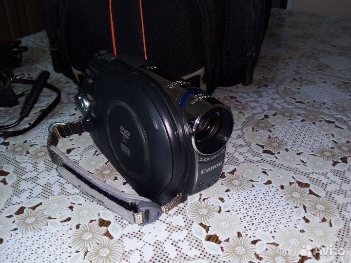 Видекамера DVD Canon