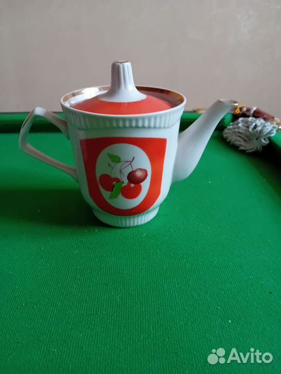 Чайник и сахарница юфз