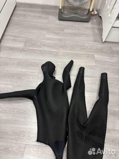 Гидрокостюм 5 мм 48-50
