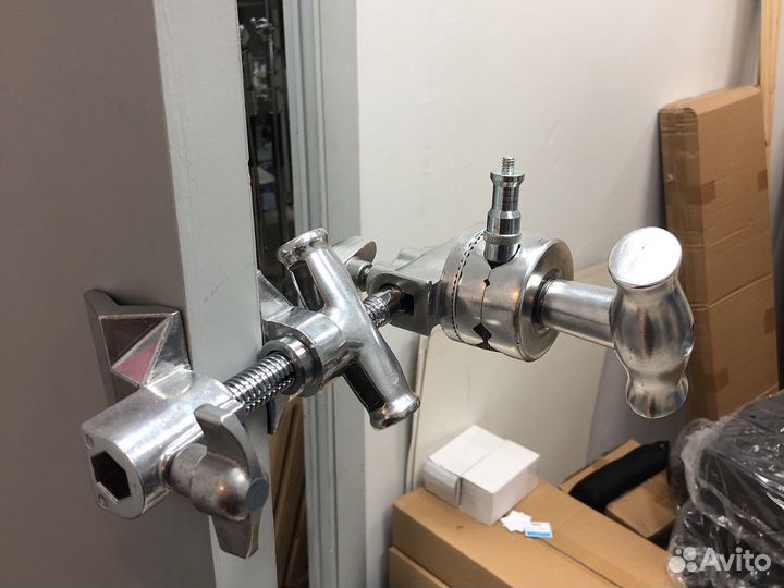 Зажим грип мотыль мателлини grip head 23см