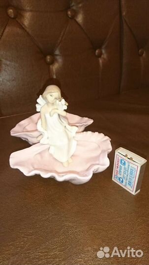 Конфетница ангел в ракушке