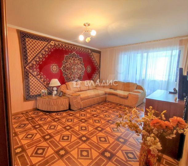 3-к. квартира, 80 м², 3/5 эт.