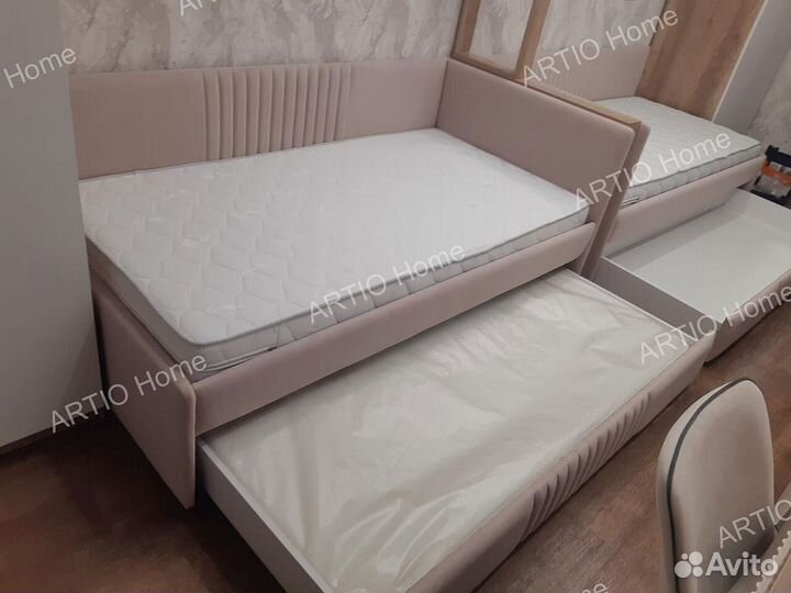 Детская кровать с бортиками