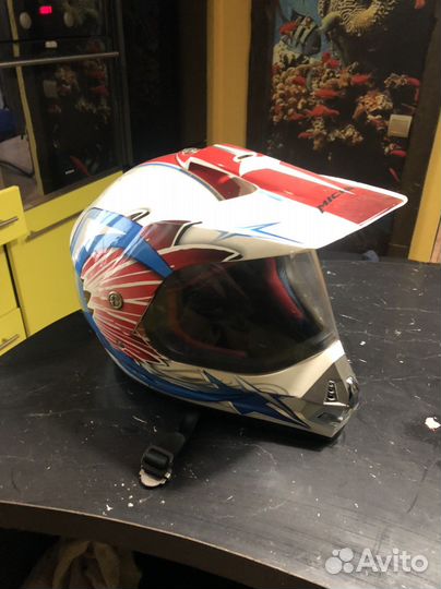 Продам мотошлем кроссовый