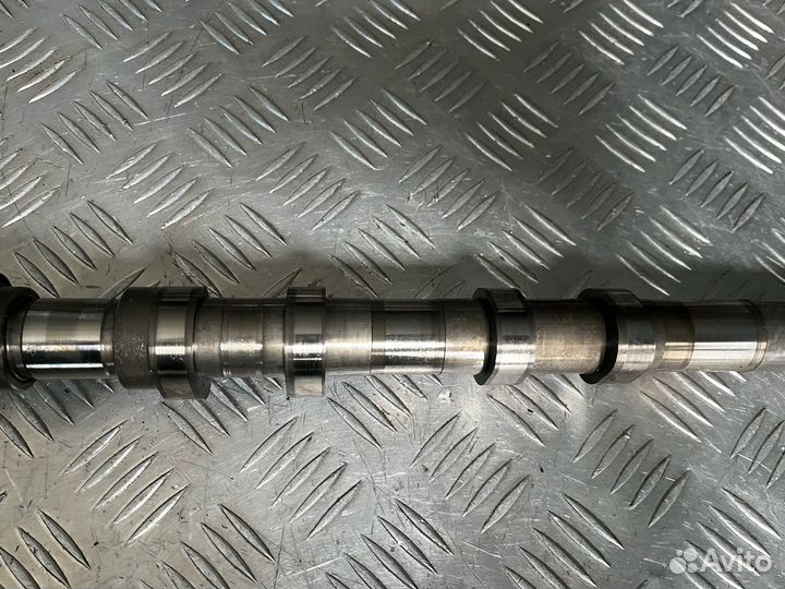 Распредвал впускной правый Mercedes om 276