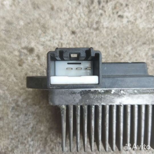 Резистор отопителя Mazda 3 BK