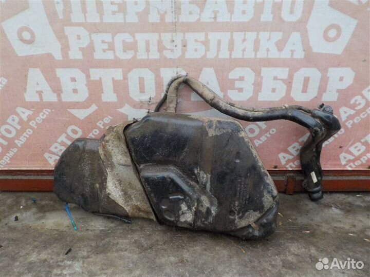 Бензобак Opel Astra-H седан Z18XER 2008