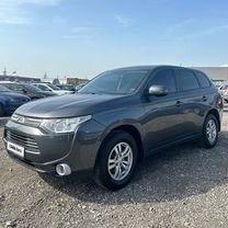 Mitsubishi Outlander 2.0 CVT, 2013, 165 200 км, с пробегом, цена 1 270 000 руб.