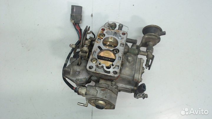 Моновпрыск Nissan Patrol, 1990