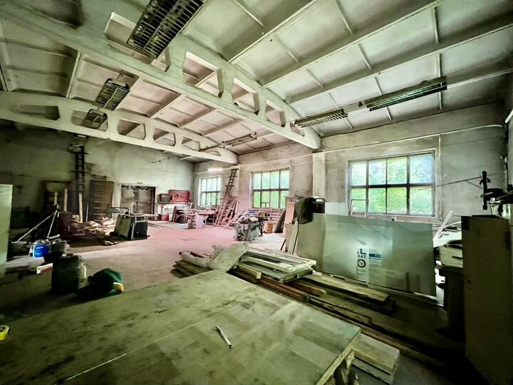 Склад теплый 205,5 м² + офисы 187,5 м²