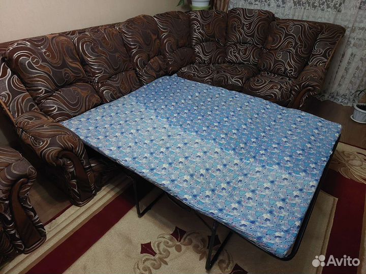 Угловой диван с креслом бу