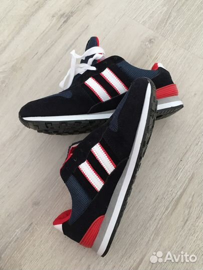 Мужские кроссовки