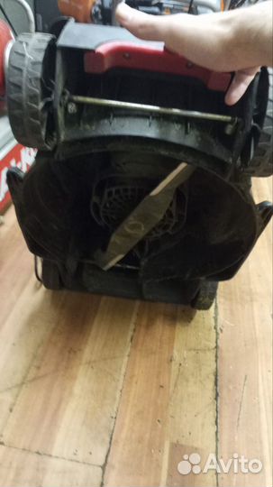 Газонокосилка электрическая