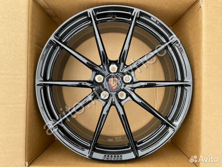 Кованые диски Porsche Macan R20 наличие