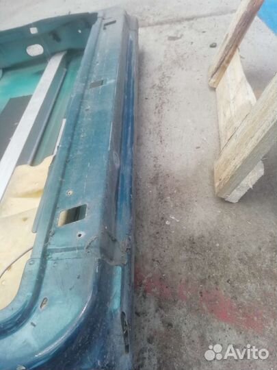 Передняя левая дверь Audi 80 b4. Coupe