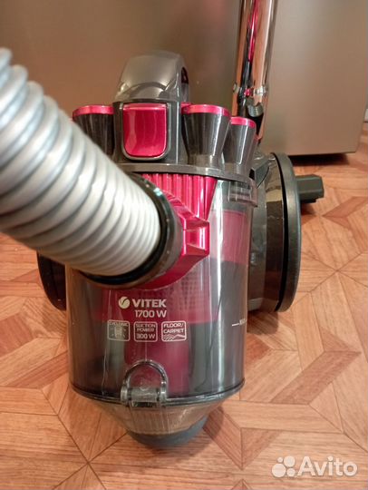 Пылесос Vitek