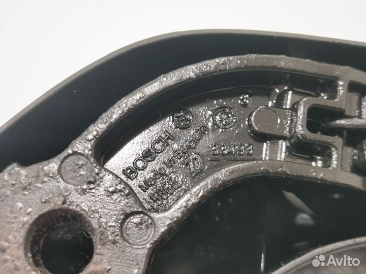 Рычаг заднего стеклоочистителя