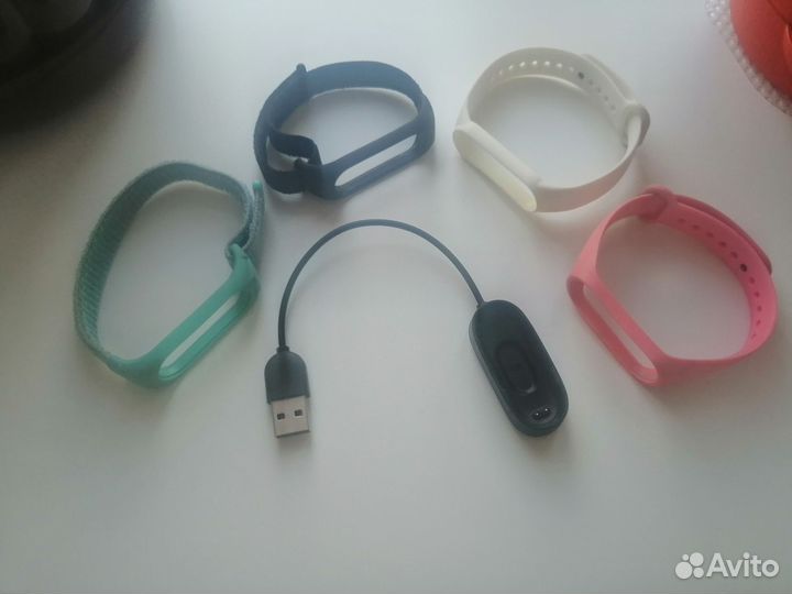 Зарядку на Фитнес браслет xiaomi mi band 4